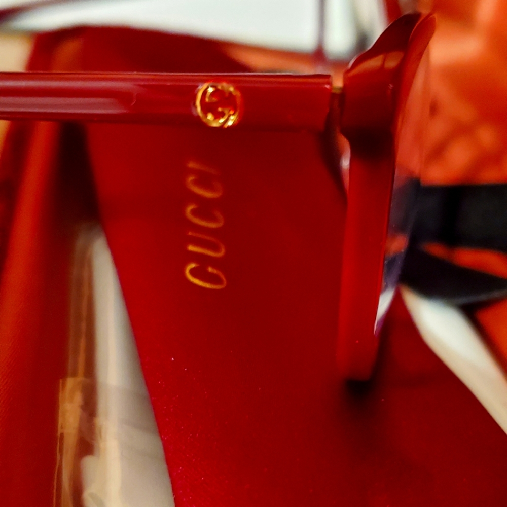 Gucci burgundy eyeglasses 😍 - Picture 6 of 12